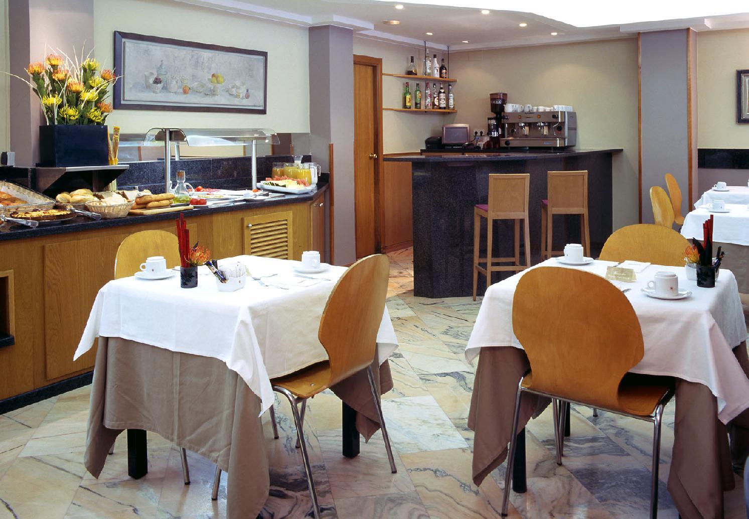 Hotell Catalonia Albeniz 3*