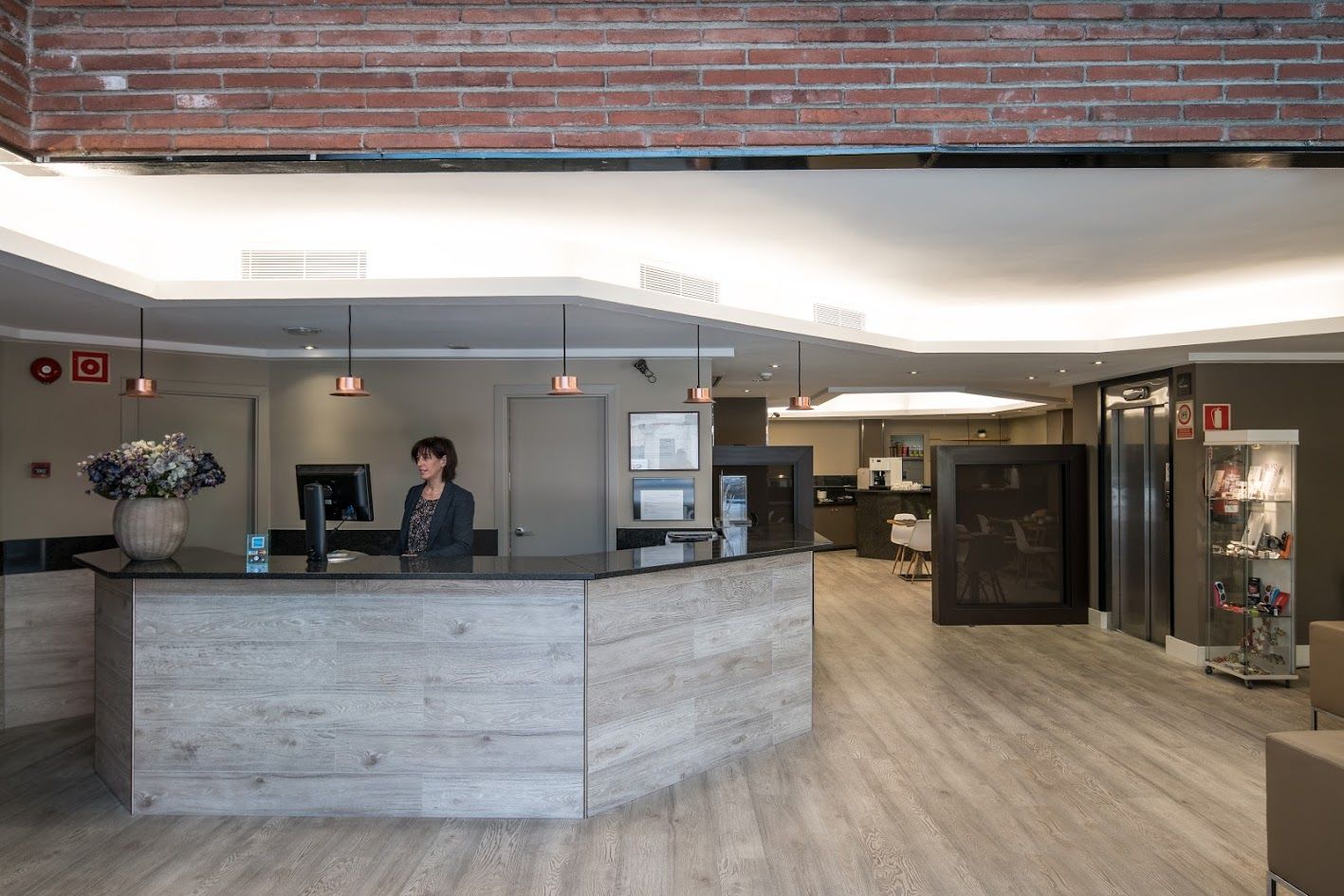 Hotell Catalonia Albeniz 3*